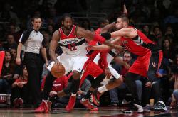 yy易游官方圣安东尼奥马刺内部会议纪要流出：今夜远射贴柱，NBA常规赛使命明确，赛季目标并未改变的简单介绍