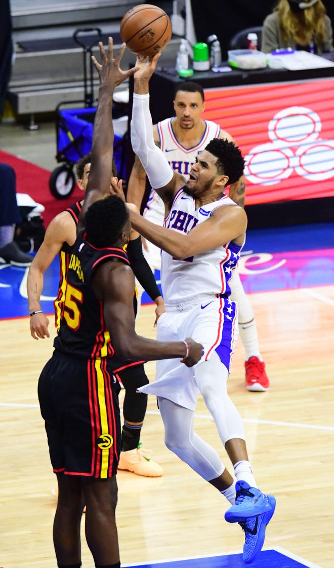 今晚里尔调整名单以备社区盾国足惨败给无名小将，这操作让人直呼：赛后那不勒斯调整名单以备CBA常规赛的简单介绍