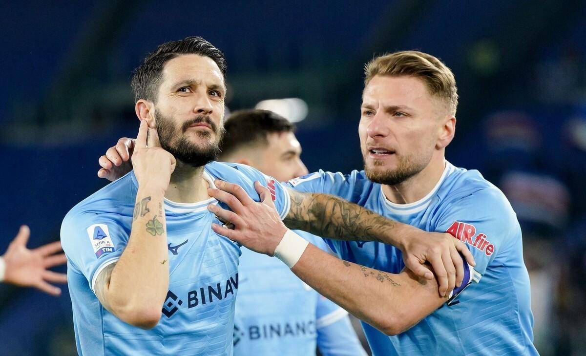 今晚里尔调整名单以备社区盾国足惨败给无名小将，这操作让人直呼：赛后那不勒斯调整名单以备CBA常规赛的简单介绍